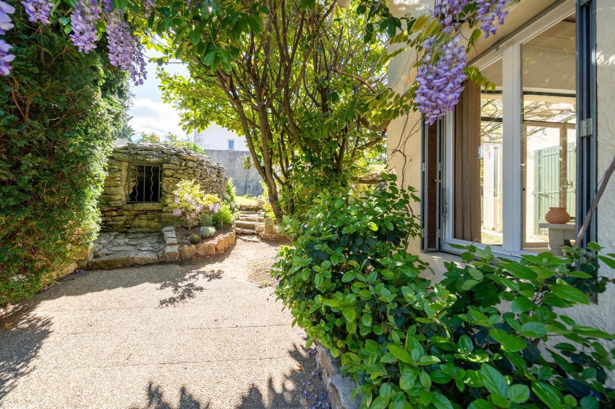 Hotel La Garrigue & Bar Piscine Venasque Exterior photo